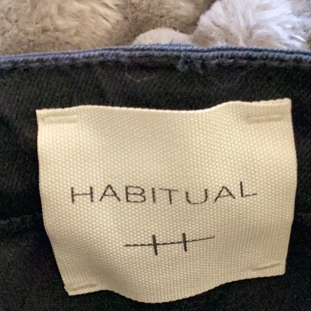 Habitual black Tess gray’s mid rise  tall. jeans sz 26 - Picture 2 of 7